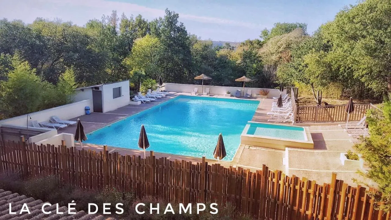 Villa La Cle Des Champs à Montréal 0*,  France